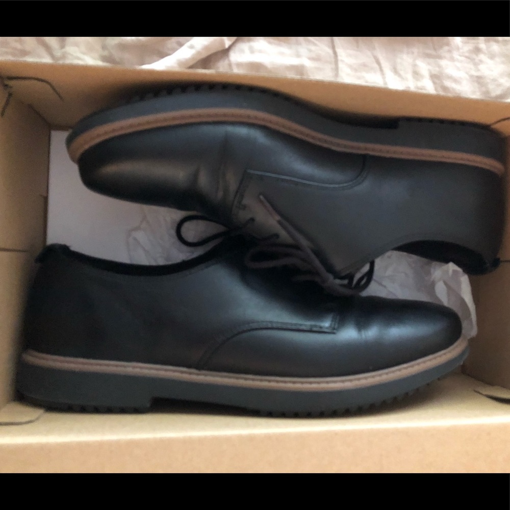 Clark’s Raisie Bloom black leather 10M new in box